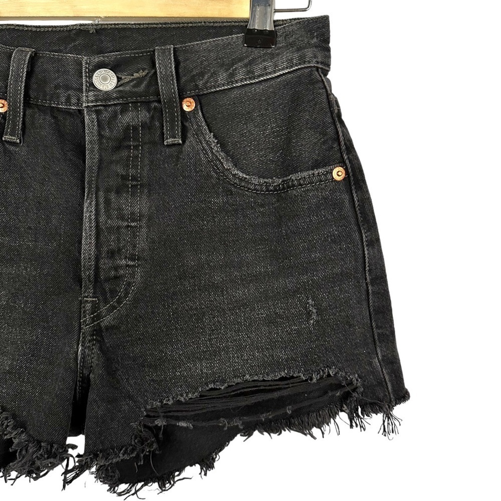 LEVI’S 501 Distressed Big E Shorts - Picture 7 of 14